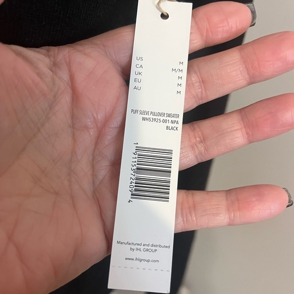 Rae Dunn Black Puff Sleeve “LOVE” Sweater Sz M NWT - Picture 3 of 7